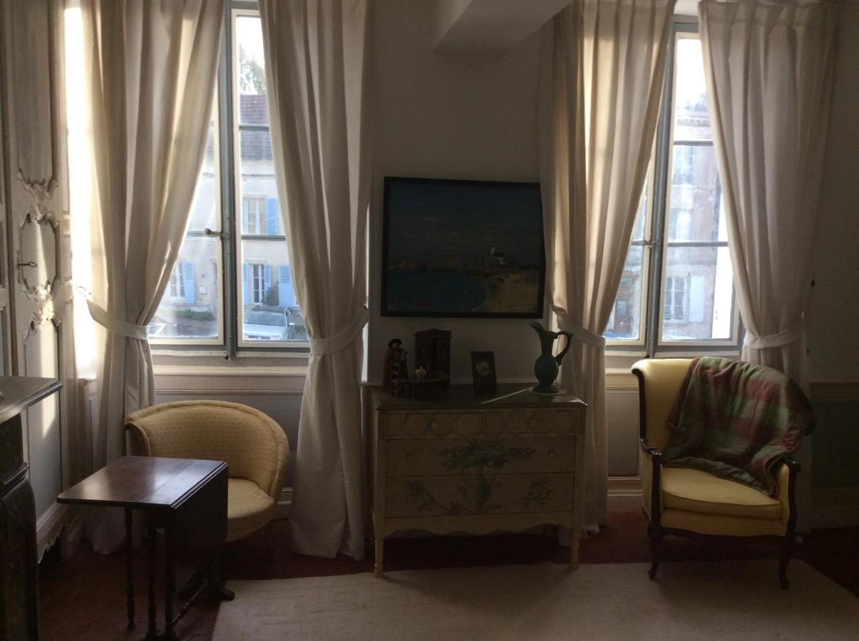 La Chambre De La Tour Orbais エクステリア 写真